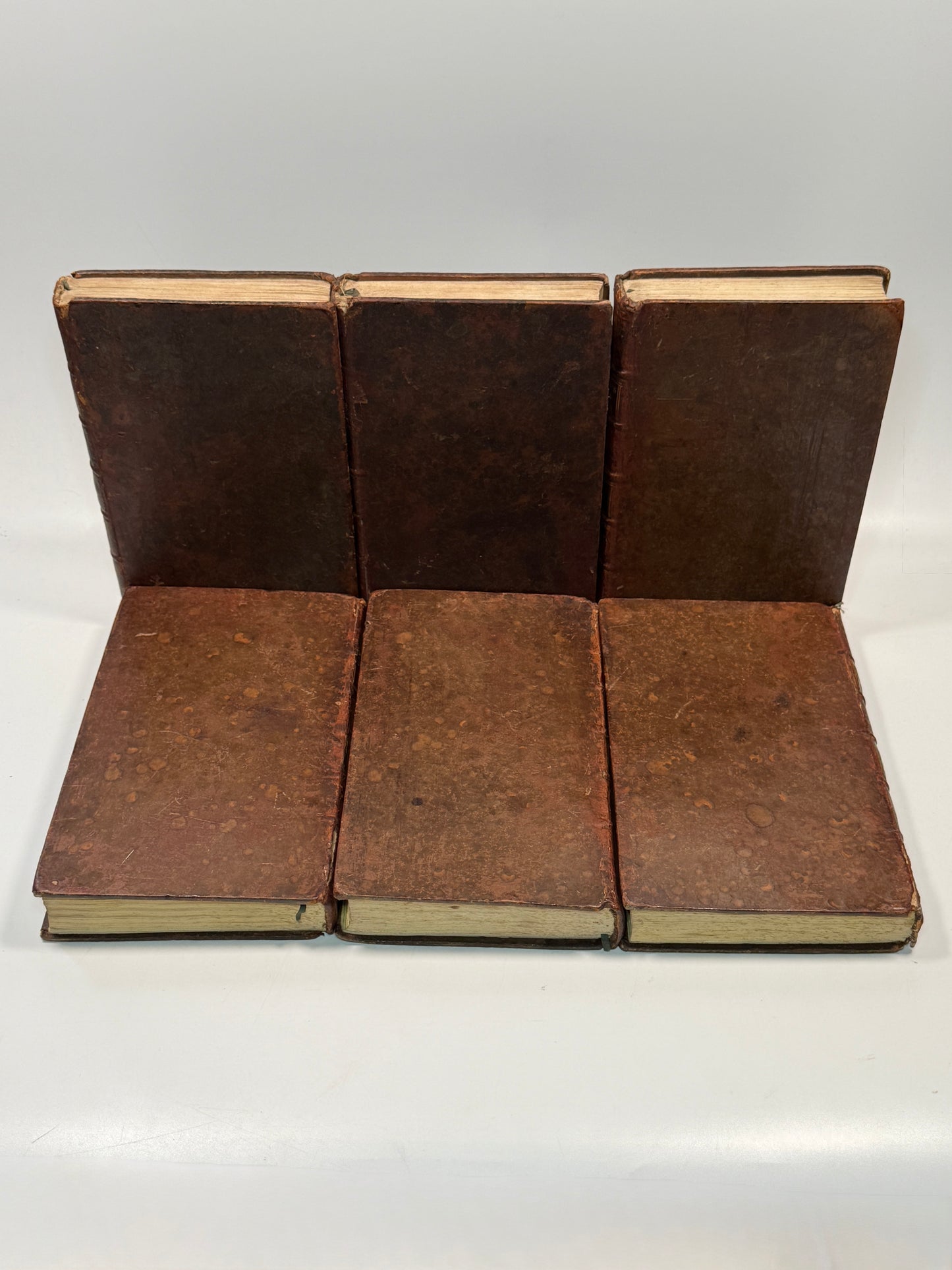 Decline and Fall of the Roman Empire by Edward Gibbon 1777 First Edition Thus