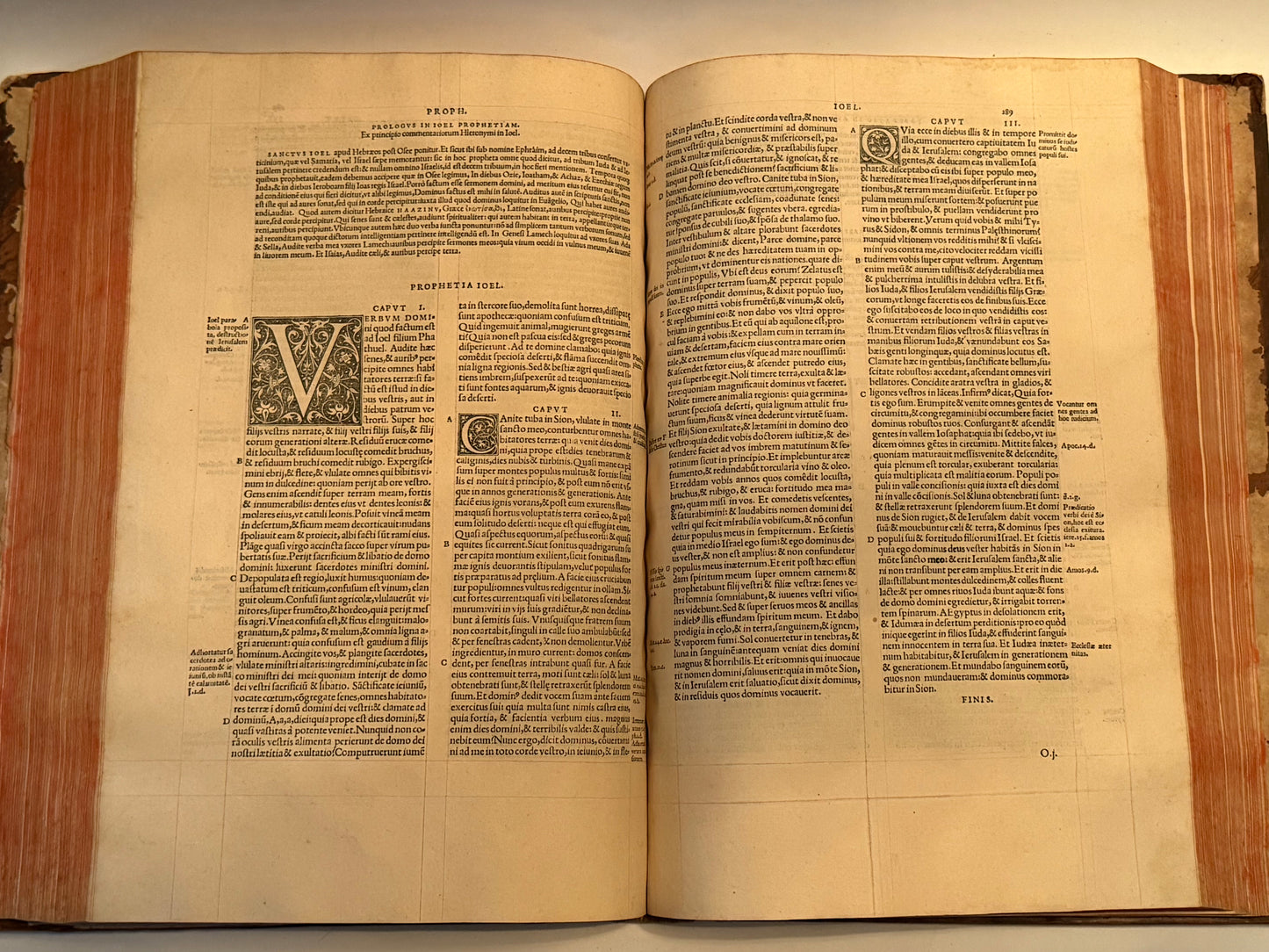 Antique Bible 1528 Estienne First Edition, Vulgate, Hand-Coloured