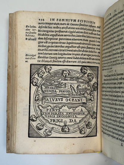 Macrobius' Saturnaliorum 1560