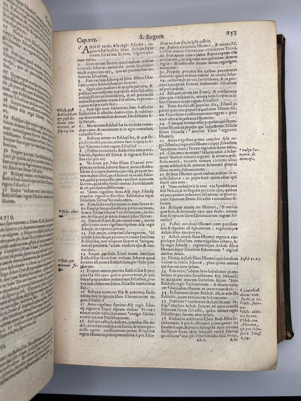 Biblia Sacra 1580: First Complete Latin Bible Printed in England