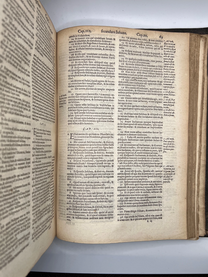 Biblia Sacra 1580: First Complete Latin Bible Printed in England