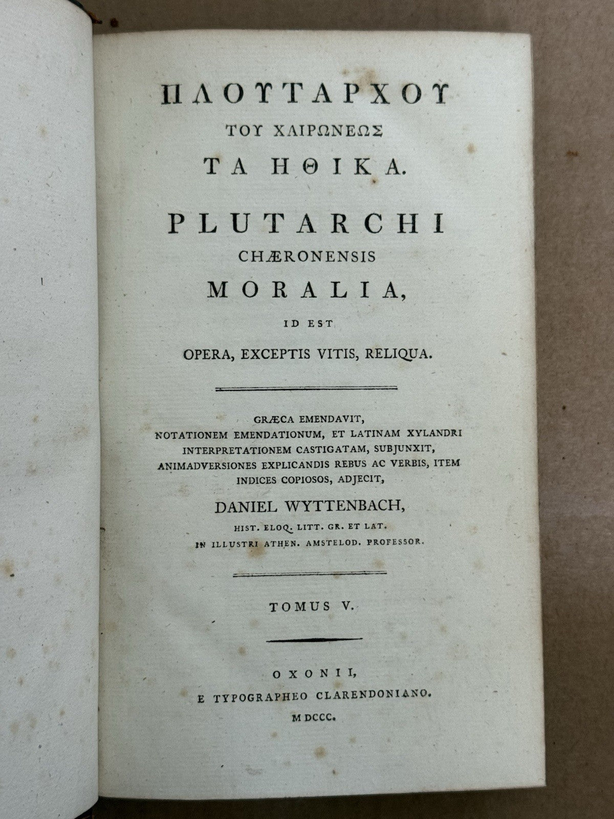 Plutarch's Moralia 1795-1800 Clarendon Press